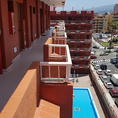 公寓 With Balcony And Pool In Playa Jardin! *